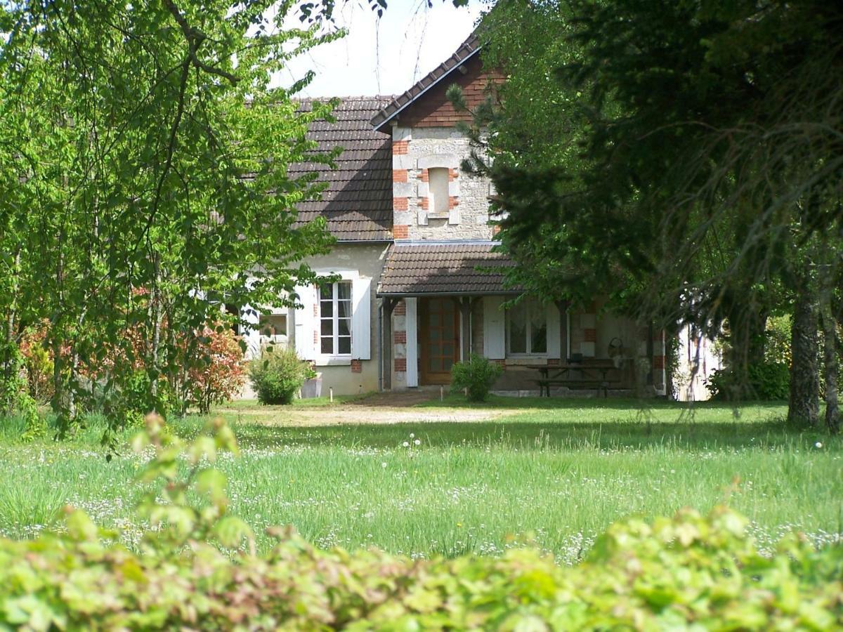 Gite En Forterre Druyes-les-Belles-Fontaines Εξωτερικό φωτογραφία